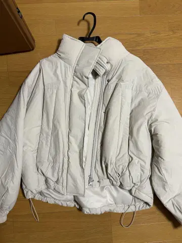 LOWRYSFARM 몬스터 숏코트 아이보리