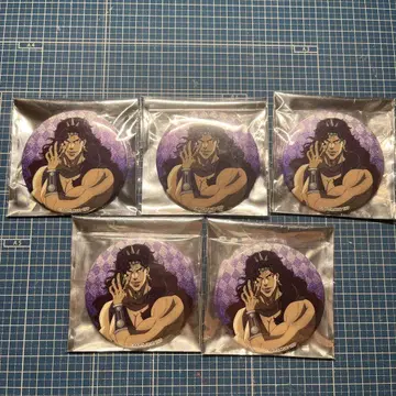 죠죠 2부 카즈 75mm 글리터 캔뱃지