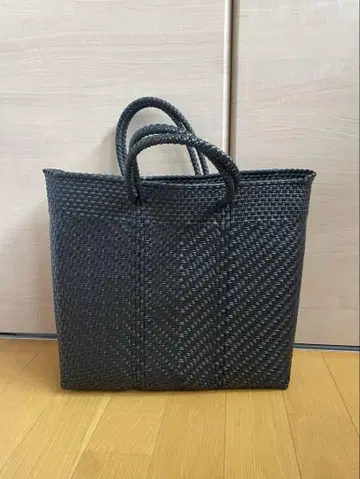 메르카도 백 레트라 S 블랙