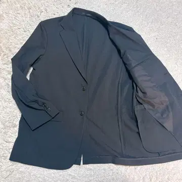 컨디션 최상 유니클로 감동 자켓 2024 XL 사이즈 블랙
