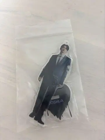 조슈아 아크릴 스탠드 소비 기한