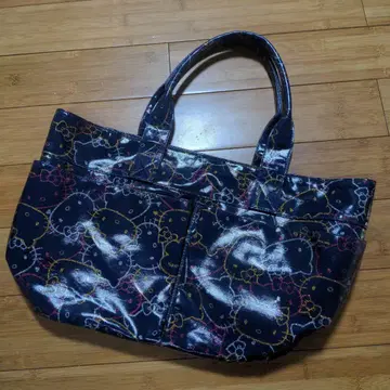 헬로키티 사만사베가 Samantha Vega 토트