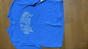 GAP 티셔츠