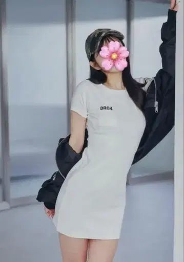 다리치 포켓 컷 미니 원피스