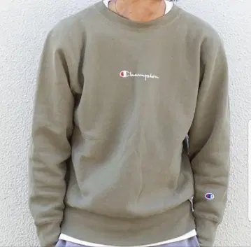 Champion Reverse Weave 센터 로고 맨투맨
