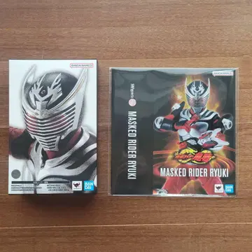 S.H.Figuarts 진골조제법 가면라이더 류우키 오리지널 슬리브 포함