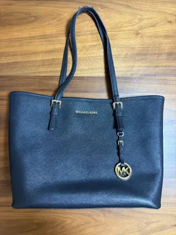MICHAEL KORS 마이클코어스 토트백 블랙