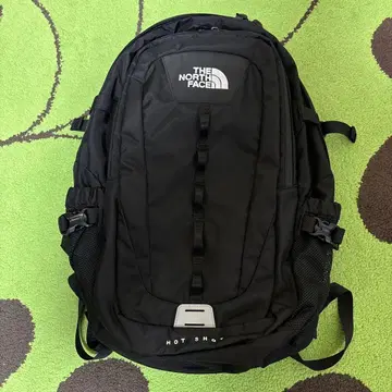 THE NORTH FACE HOT SHOT 블랙 백팩