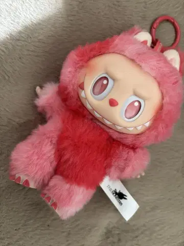 LABUBU 라부부 Big into Energy