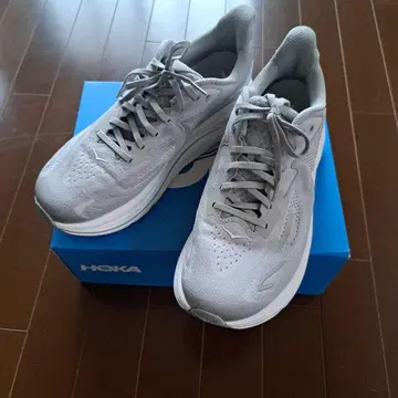 새상품급 hoka clifton 10 wide 그레이