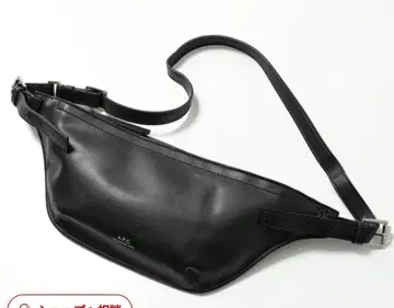 A.P.C. 블랙 가죽 숄더 웨스트 파우치 바디 백