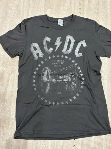 AC/DC 투어 T셔츠 2016 세비야 공연 구매