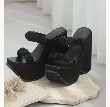 Darich 다리치 새틴 플랫폼 샌들 S