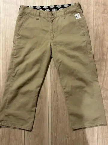 새상품급 Victim&Dickies 콜라보 팬츠