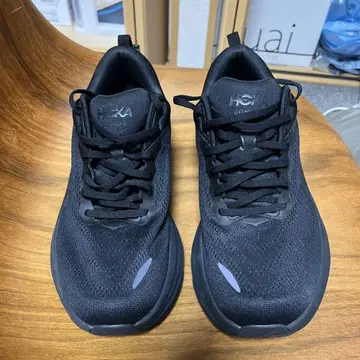 HOKA Bondi 8 블랙 러닝화
