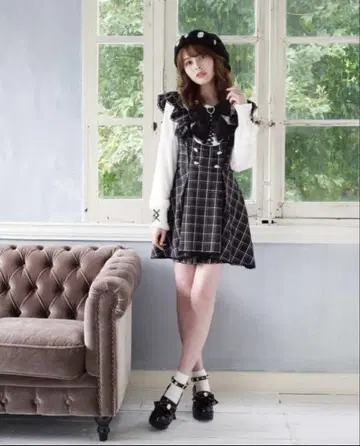 LIZLISA 프릴 스핀들 셋업 블랙 체크