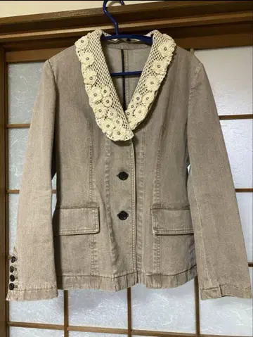 잉게보그 레이스 카라 베이지 자켓