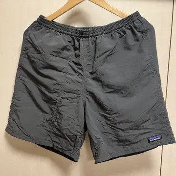 patagonia 그레이 숏팬츠