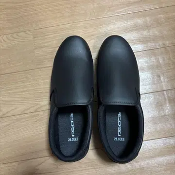 슬립온 블랙 28.0EE