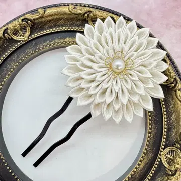 집게 핀 국화 헤어콤 M (화이트)