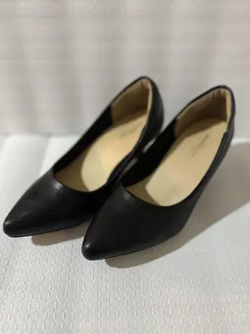 Rawena 블랙 21.5cm