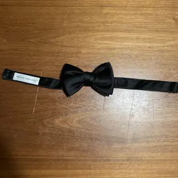 트리트 드레싱 LEAF FOR GROOM 블랙 보타이