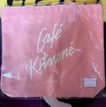 카페 키츠네 한정 토트백