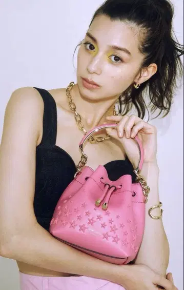 JIMMY CHOO 핑크 모자 꽁지 백