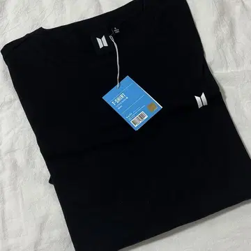 BTS 티셔츠