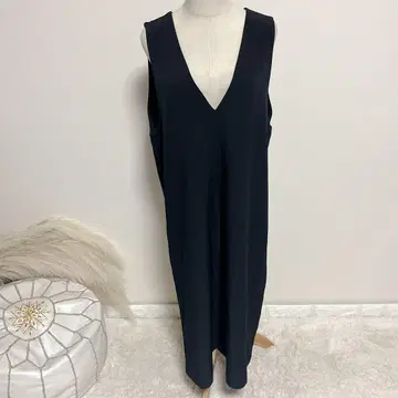 23 AW ANNA LUNA 트윌 스트레치 딥V 쟝스카 원피스 L