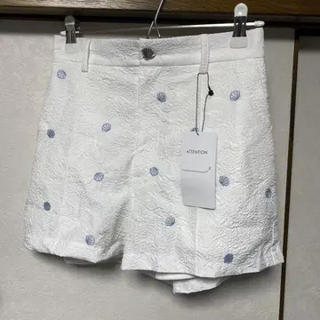 올리브 데 올리브 쉘 모양 숏팬츠
