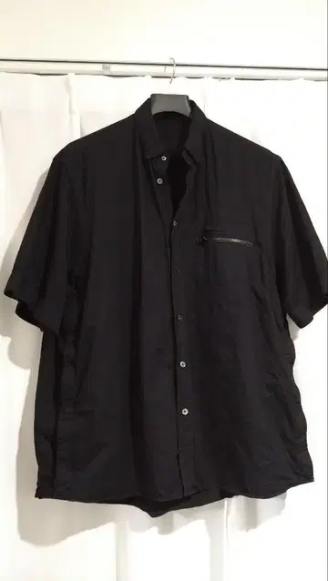 SACAI 반팔 셔츠 22-02788M 스트라이프 블랙