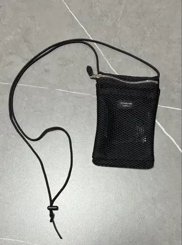 STANDARD SUPPLY 메쉬 사코슈 블랙