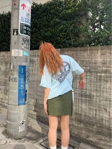 HTH 백 하트 T셔츠