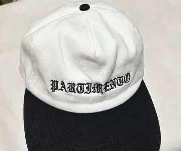 PARTIMENTO 투톤 캡 파티먼트 블랙 화이트