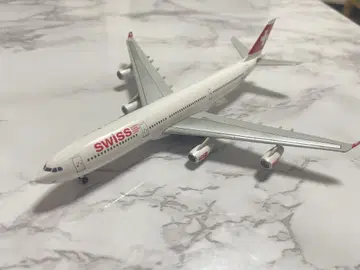 스위스 인터내셔널 에어라인즈 에어버스 A340-300 드래곤 윙