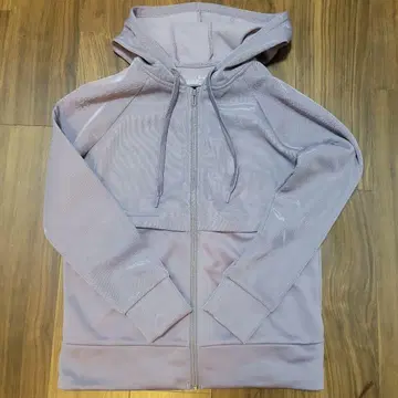 UNDER ARMOUR 후드티