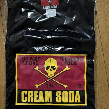 CREAM SODA 스컬 티셔츠 L 사이즈 새상품 미개봉