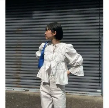 MOUSSY 2WAY 데님 셔링 블라우스