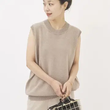 [ Plage ] Italian Yarn 크루넥 슬리브리스 프리 사이즈