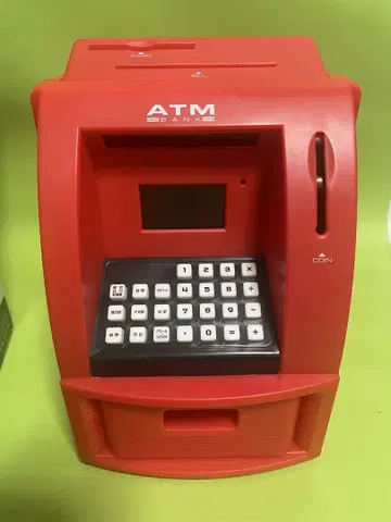 ATM 크레딧 뱅크 레드 저금통