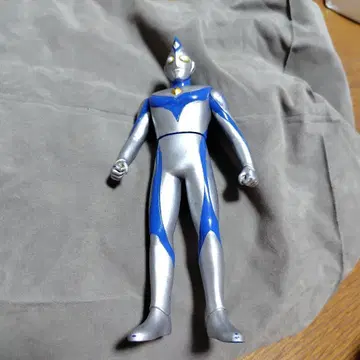 울트라맨 피규어 반다이 제조