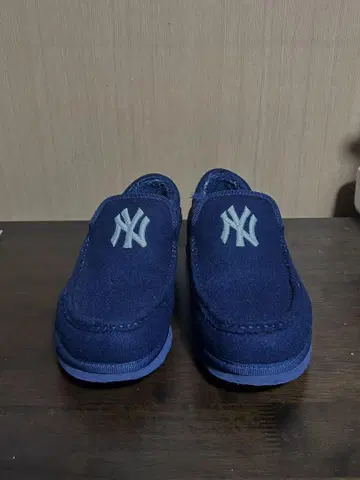 NY 로고 네이비 슬립온 26cm
