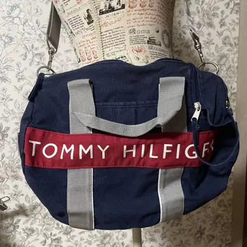 TOMMY HILFIGER 네이비 숄더백