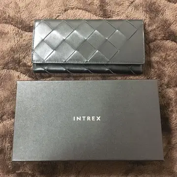 미사용 새상품 박스 포함  INTREX 장지갑 IN1003