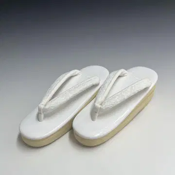 미사용 새상품 히시야 카렌브롯소 카페 조리 M 사이즈 C