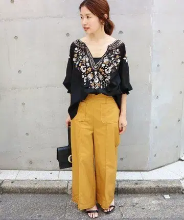 [IENA] 자수 블라우스