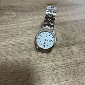 Citizen 실버 시계 날짜 표시(eco-drive)