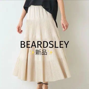 새상품 비어즐리 플리츠 티어드 롱 스커트 화이트