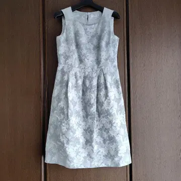 Lui Chantant 슬리브리스 꽃무늬 원피스 38